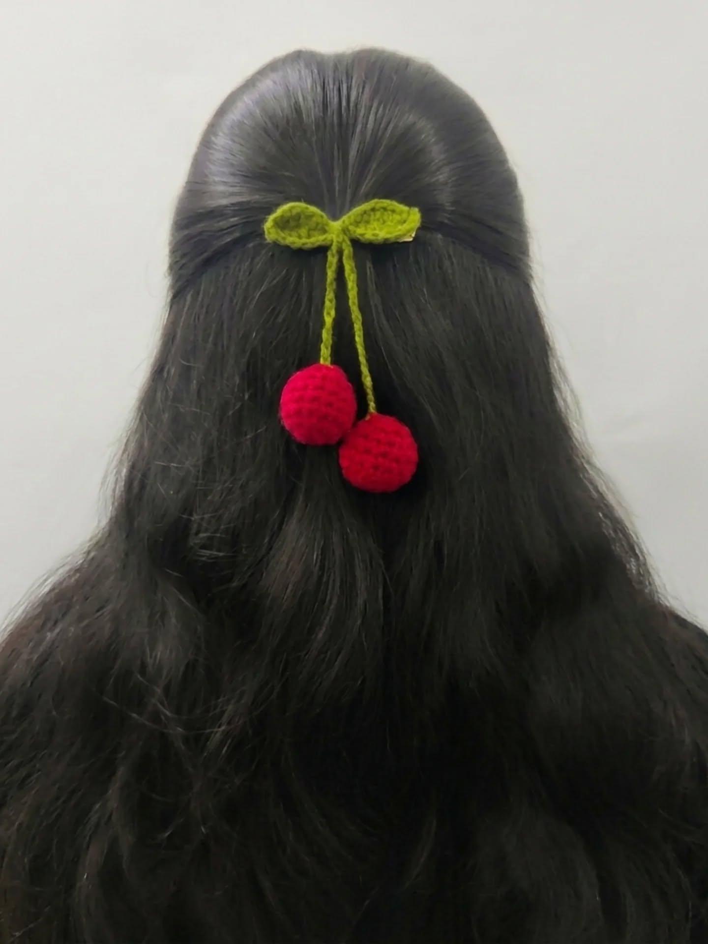 Cherry Clip